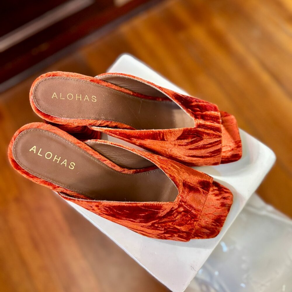 ALOHAS Frenchie Orange Velvet Block Heel Sandal Mule Size 37 US 7 Gently Used!